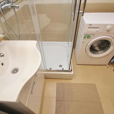 Time Out Zuti * Zlatibor